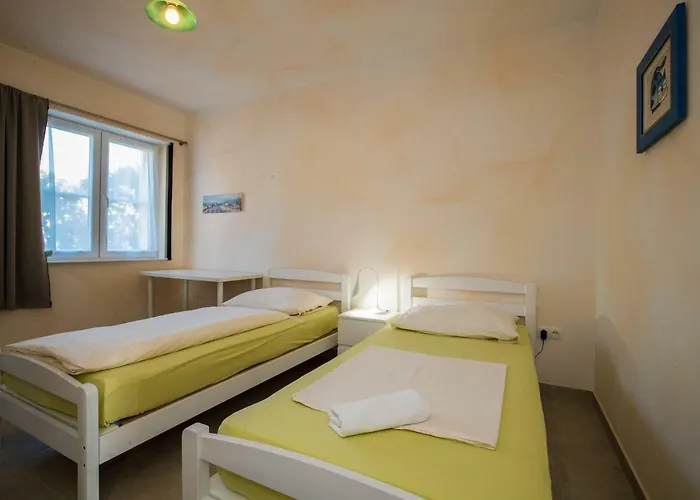 Rab-strandnaehe-meerblick Lägenhet *